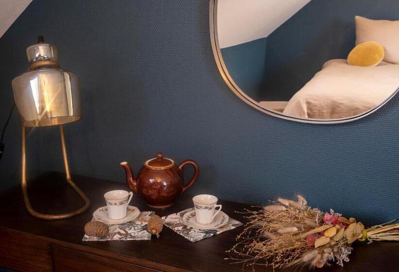 Пансион Domaine Des Pousses, Chambres D Hôtes Au Coeur D Un Village De Campagne