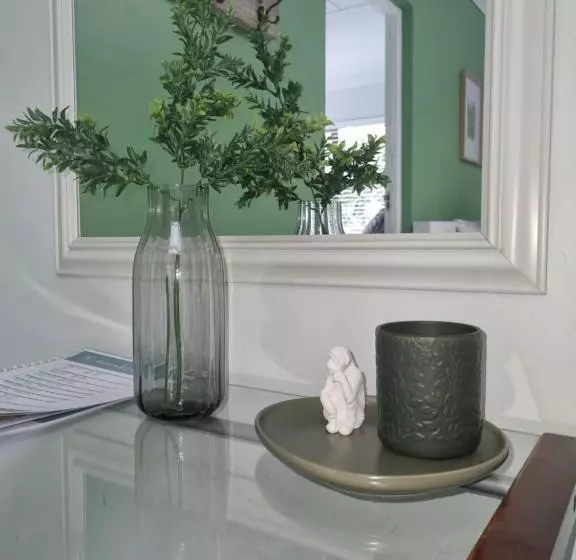 Majatalo Eland Place Self Catering Guest House