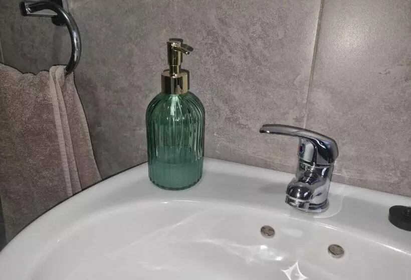 Majatalo Eland Place Self Catering Guest House