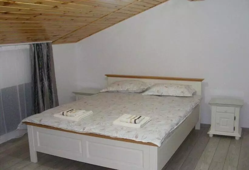 Majatalo Enigma Bucovinei