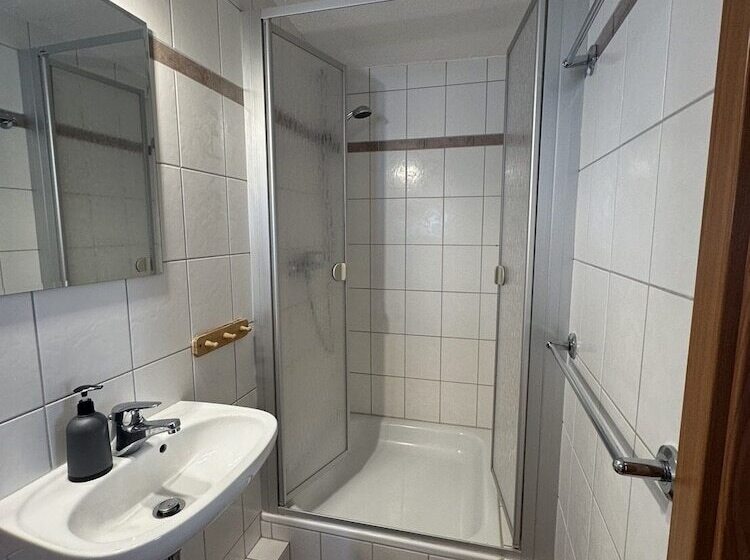 Пансион Gasthaus Engel