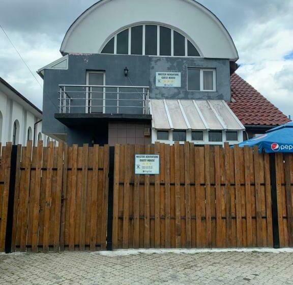 بنسيون Master Adventure Guest House