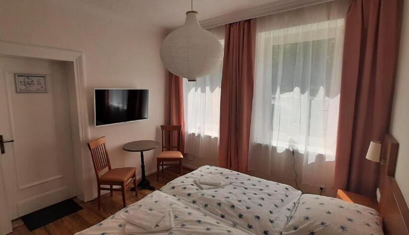 膳宿费 Schillers Landhaus