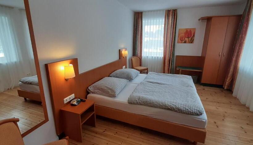 膳宿费 Schillers Landhaus