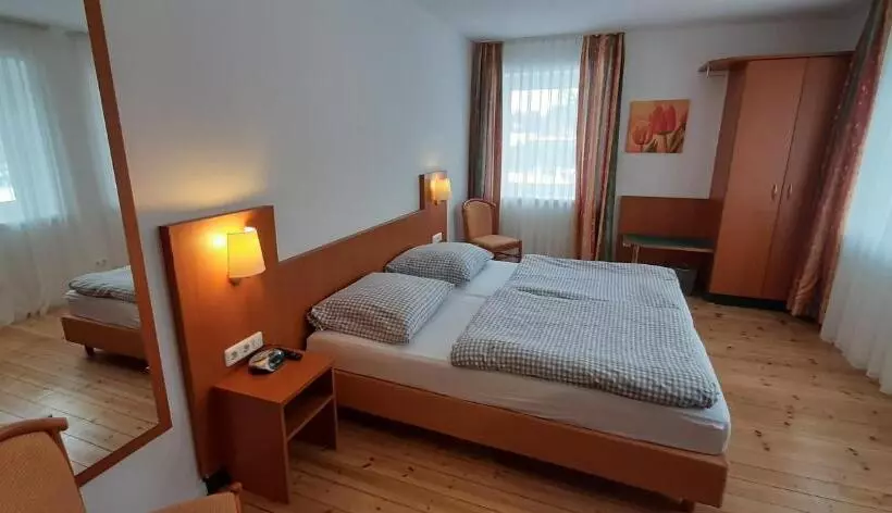 Majatalo Schillers Landhaus