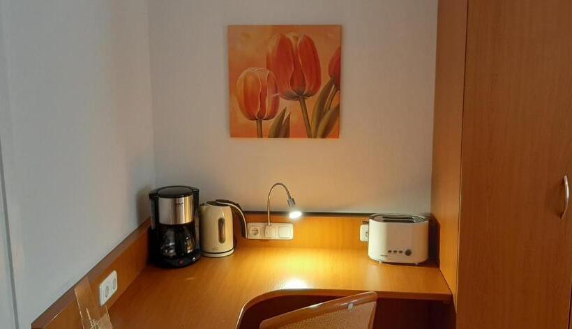 膳宿费 Schillers Landhaus