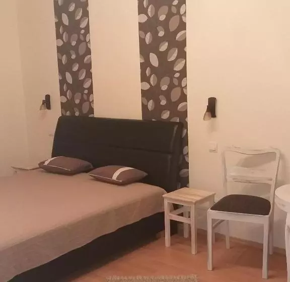 ペンション Szamóca Vendégház