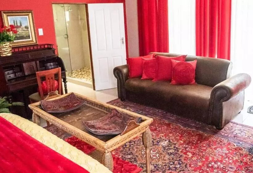 ペンション Tuscan Rose