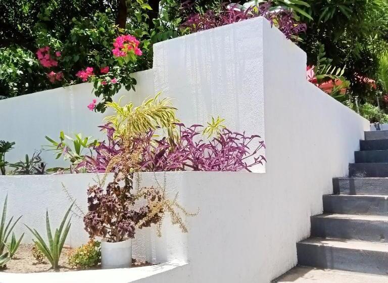 민박 Baywalk Suites Batangas