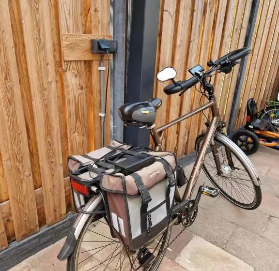 ベッドアンドブレックファースト De Remise