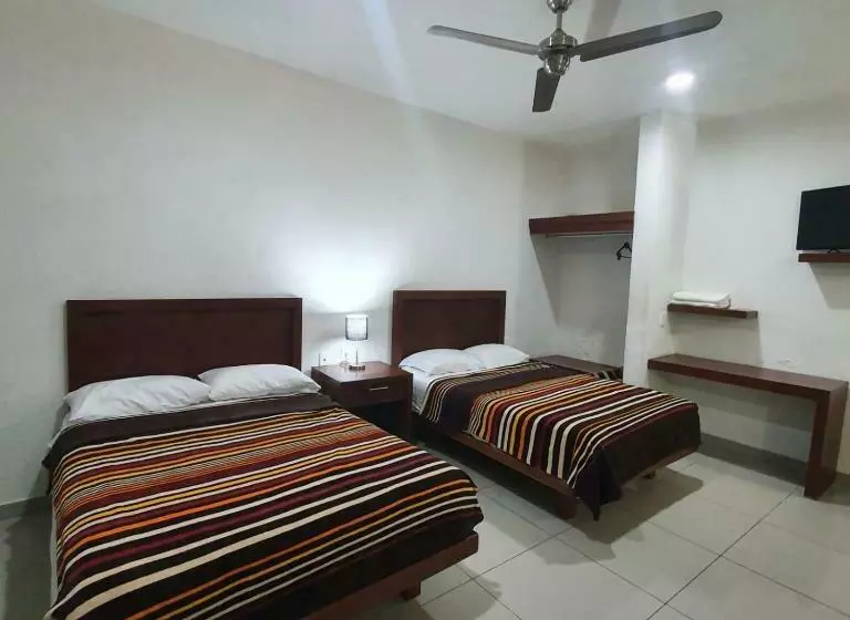 Hotelli Suites Del Mar