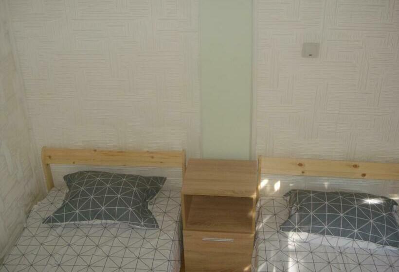 Пансион втори километър