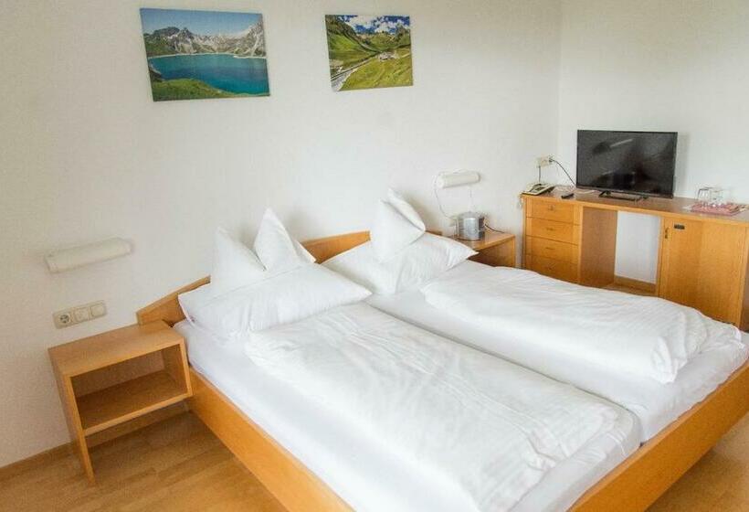 פנסיון Haus Ingrüne