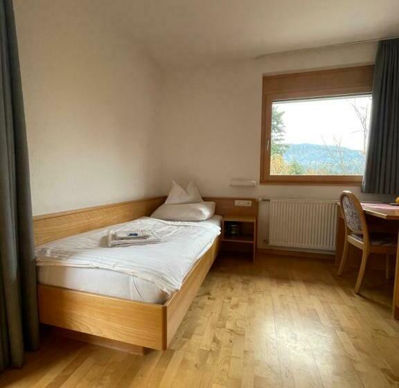 פנסיון Haus Ingrüne