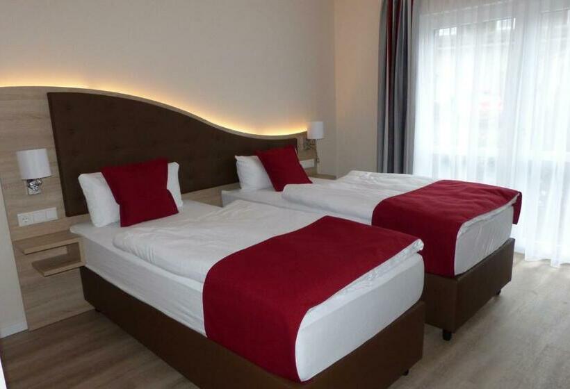 호텔 Ladiges Gasthof