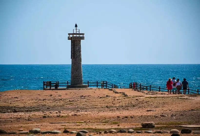 Hotelli Suites Costa De Oro