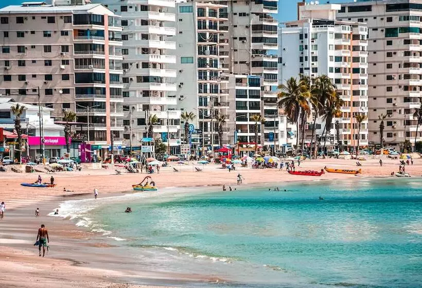 Hotelli Suites Costa De Oro