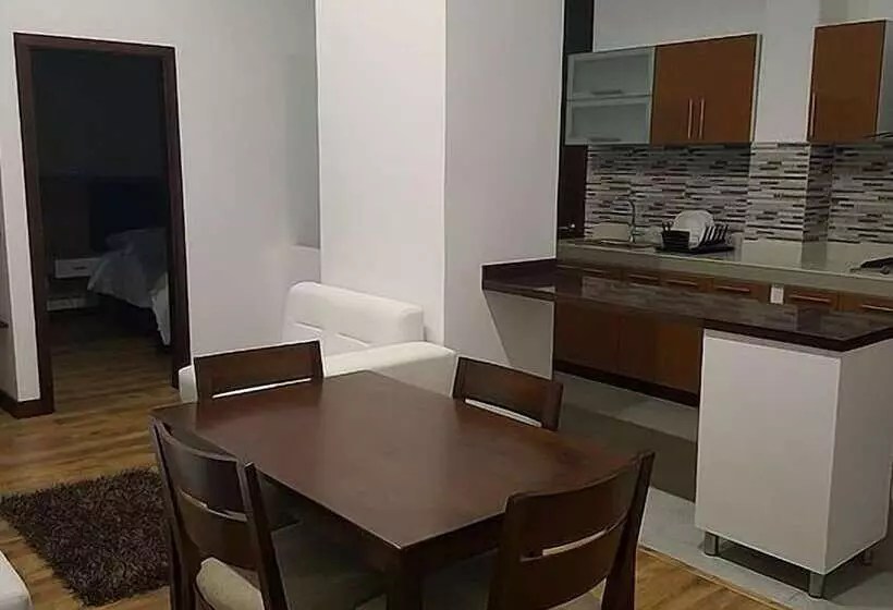 ホテル Suiza Aparta Suites