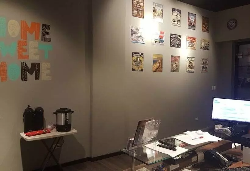 ホテル Suiza Aparta Suites