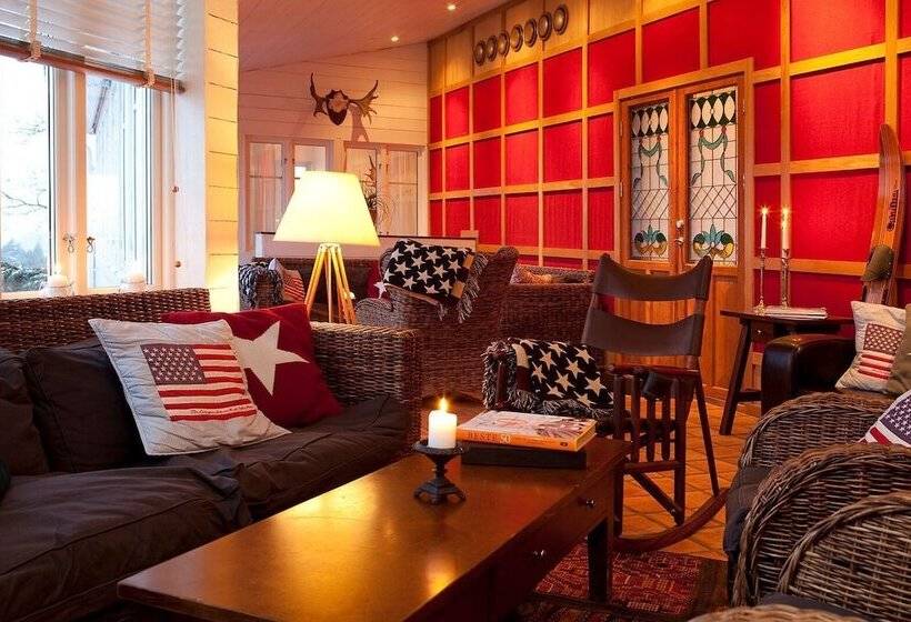 בית מלון כפרי The Lodge