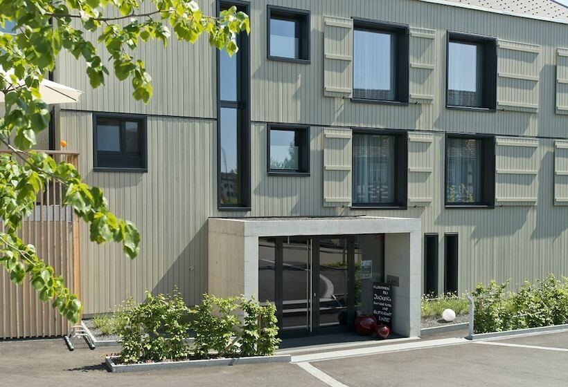 Juckers Boutique Hotel And Restaurant