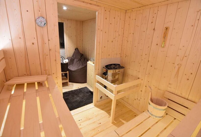 Juckers Boutique Hotel And Restaurant