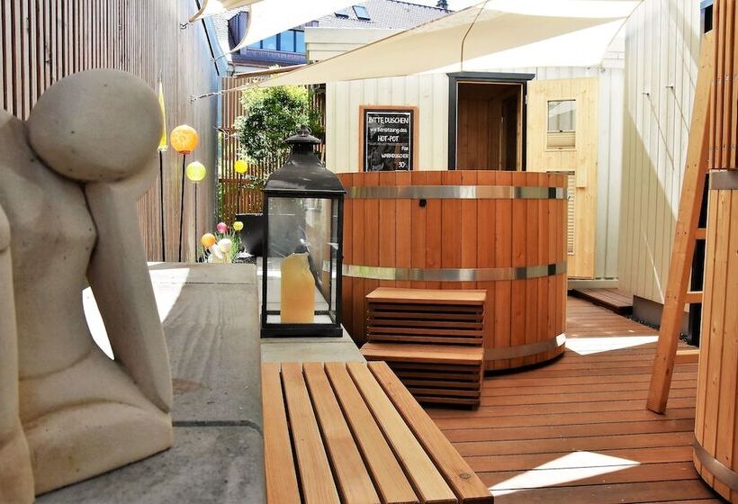 Juckers Boutique Hotel And Restaurant