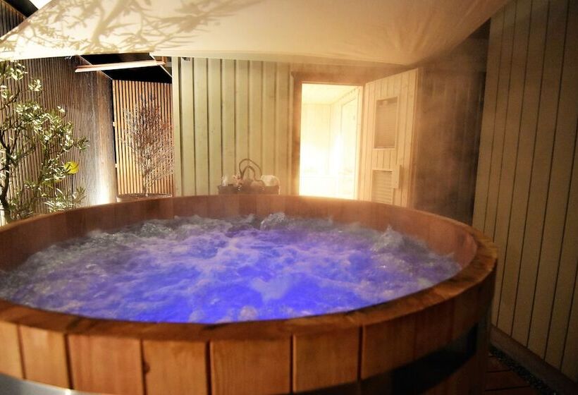 Juckers Boutique Hotel And Restaurant