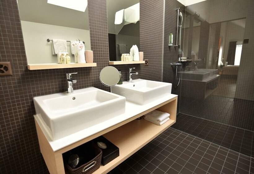 Juckers Boutique Hotel And Restaurant