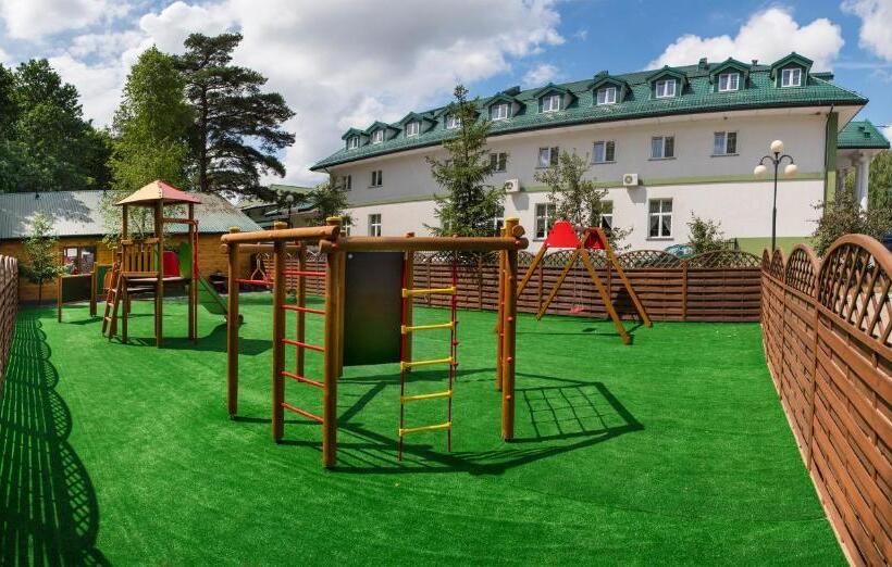 酒店 Dwór Czarneckiego