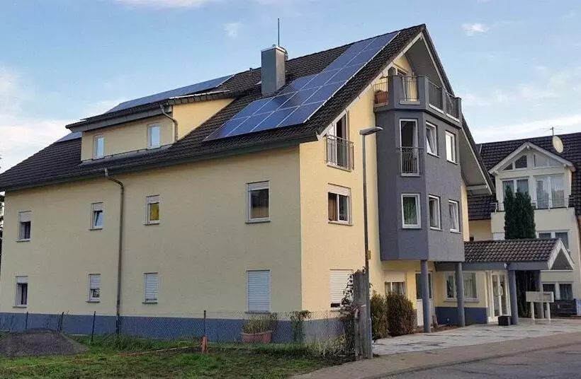 ホテル Pension Kaempfelbach