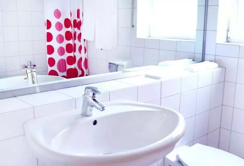 ホテル Pension Kaempfelbach