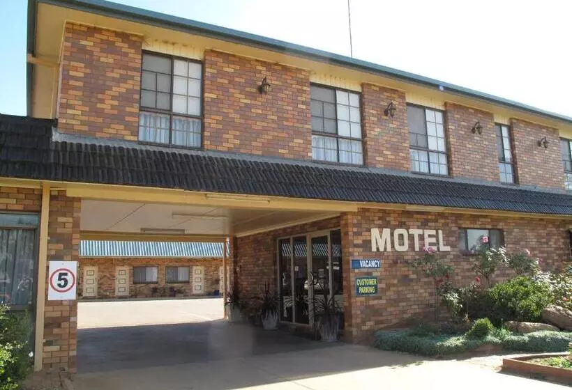 Acacia Motel