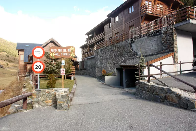 Apartamentos La Pleta Incles Suites 3000