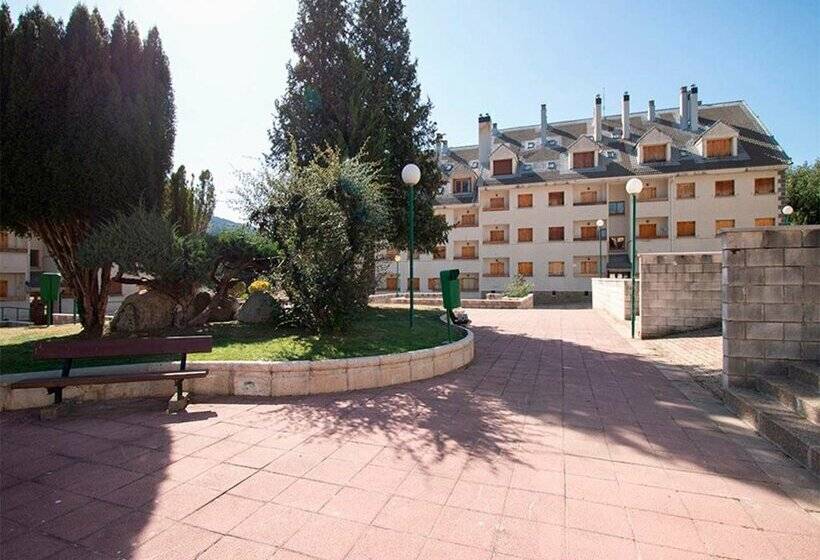 Apartamentos Villanua 3000