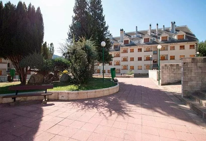 Apartamentos Villanua 3000