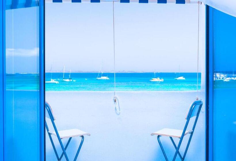 Avanti Lifestyle Hotel Only Adults