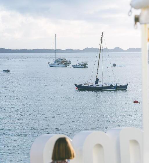 Avanti Lifestyle Hotel Only Adults