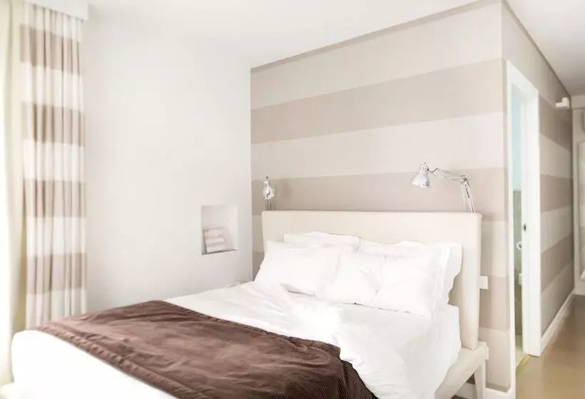 تختخواب و صبحانه Via Del Corso Home Roma