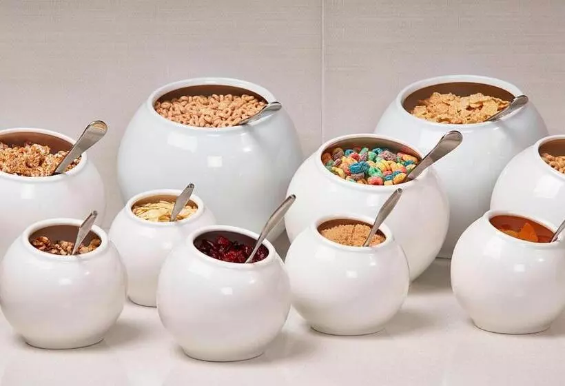 Ac Hotel By Marriott Miami Beach