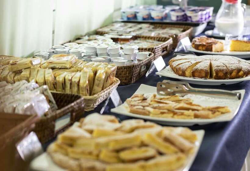 Amadei Hotel Figaro & Apartments