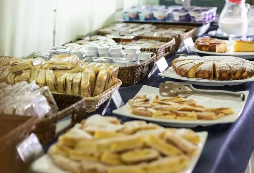 Amadei Hotel Figaro & Apartments