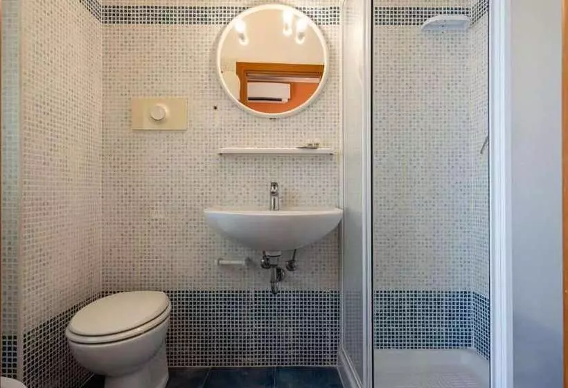 Amadei Hotel Figaro & Apartments