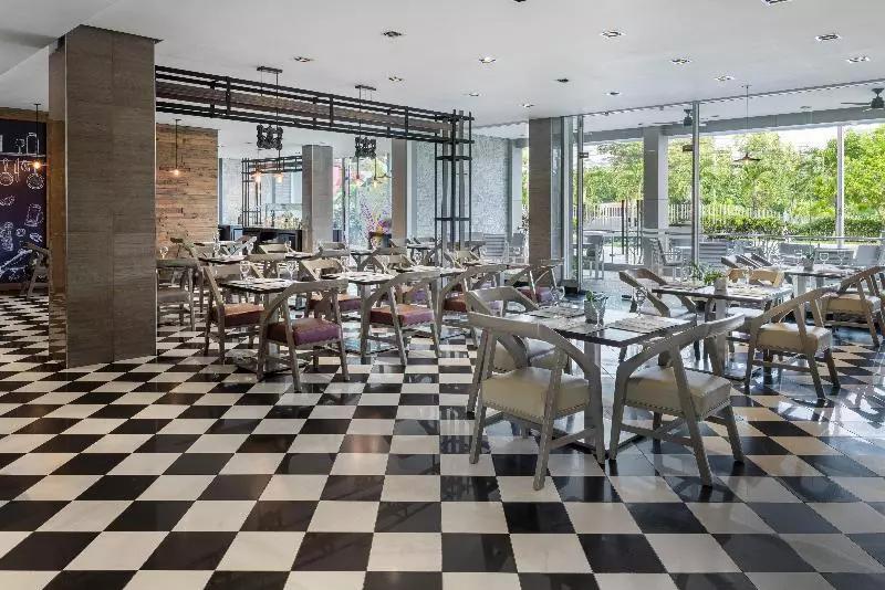 酒店 Crowne Plaza Airport, An Ihg