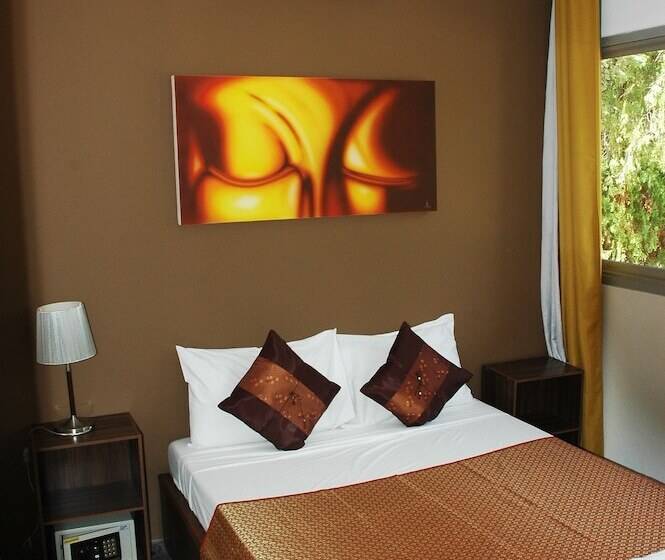 ホテル Green Canyon Resort