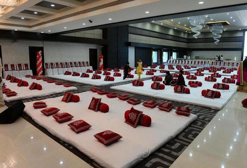 Hotelli Narayani Heights, Ahmedabad