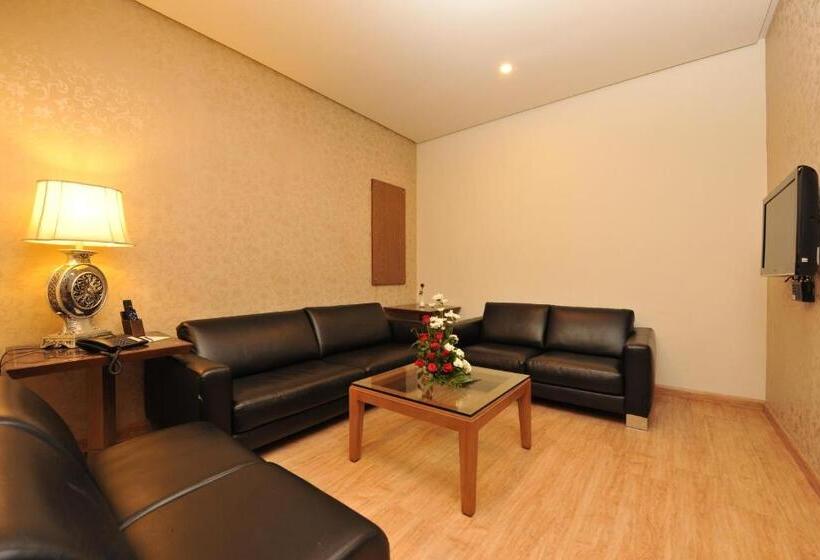 Hotelli Narayani Heights, Ahmedabad