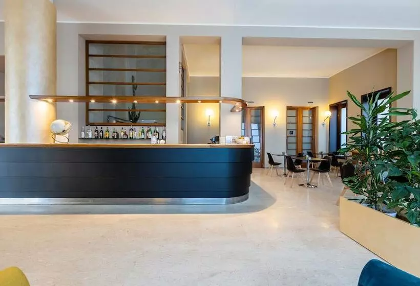 هتل Nuova Grosseto