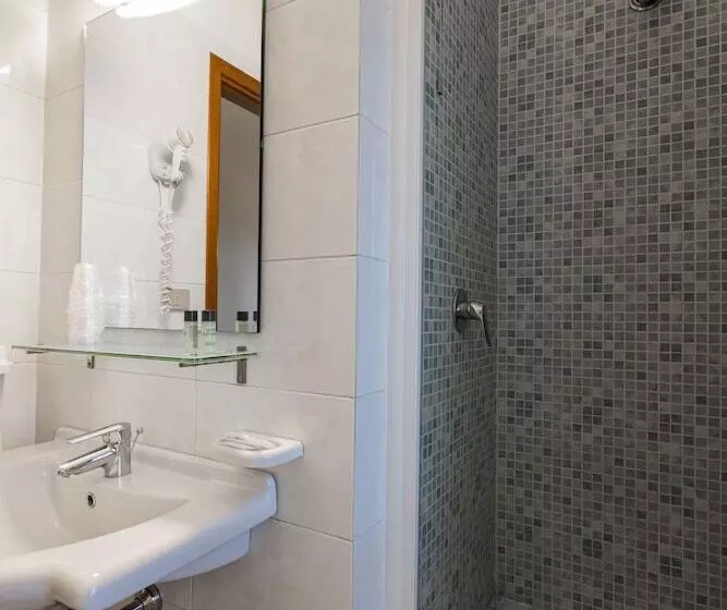 هتل Nuova Grosseto