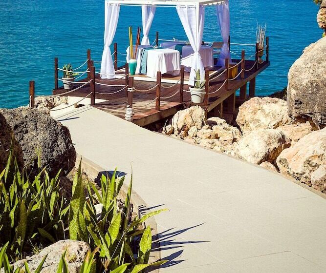 هتل Sonesta Ocean Point Resort All Inclusive Adults Only